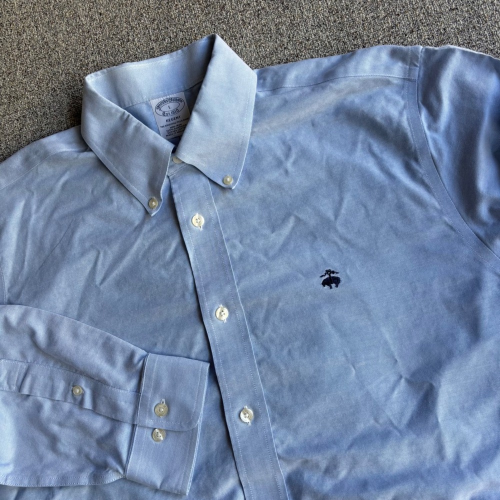 Brooks Brothers Shirt Mens L Regent Light Blue Non-Iron Supima Button-Down